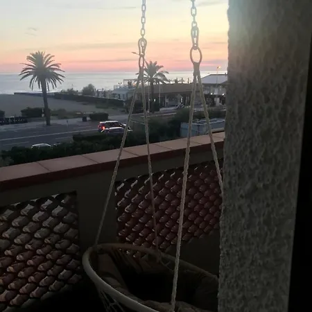 Balcone Sul Mare Apartment Marina Di Carrara